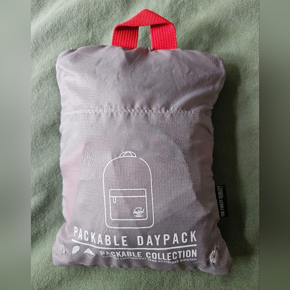 Chicago Cubs Daypack by Herschel Supply Company - Picture 5 of 5